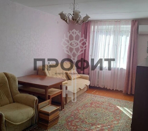 Квартира 50.6 кв. м, Крым республика, город Алушта, улица Платановая, дом 8