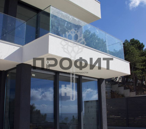 Дом 191.1 кв. м, Крым республика, город Ялта, поселок городского типа Гаспра, улица Горького