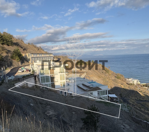 Участок 6 соток, Крым республика, город Алушта, поселок Семидворье, улица 1 Апреля, дом 9