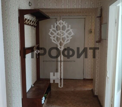 Квартира 50.6 кв. м, Крым республика, город Алушта, улица Платановая, дом 8