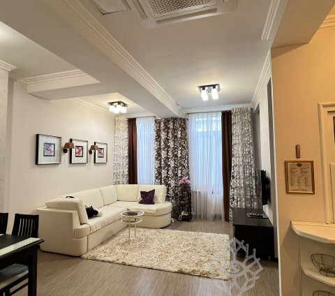 Квартира 48.1 кв. м, Крым республика, город Алушта, улица Ленина, дом 10