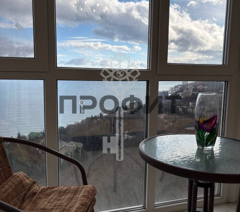 Квартира 53 кв. м, Крым республика