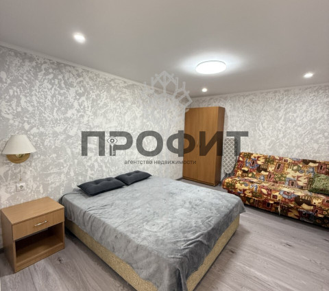 Часть дома 60 кв. м, Крым республика, город Алушта, улица 15 Апреля