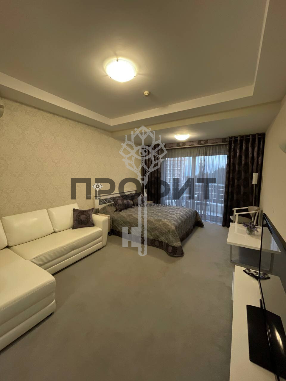 Квартира 38.4 кв. м, Крым республика, город Алушта, улица Краснофлотская