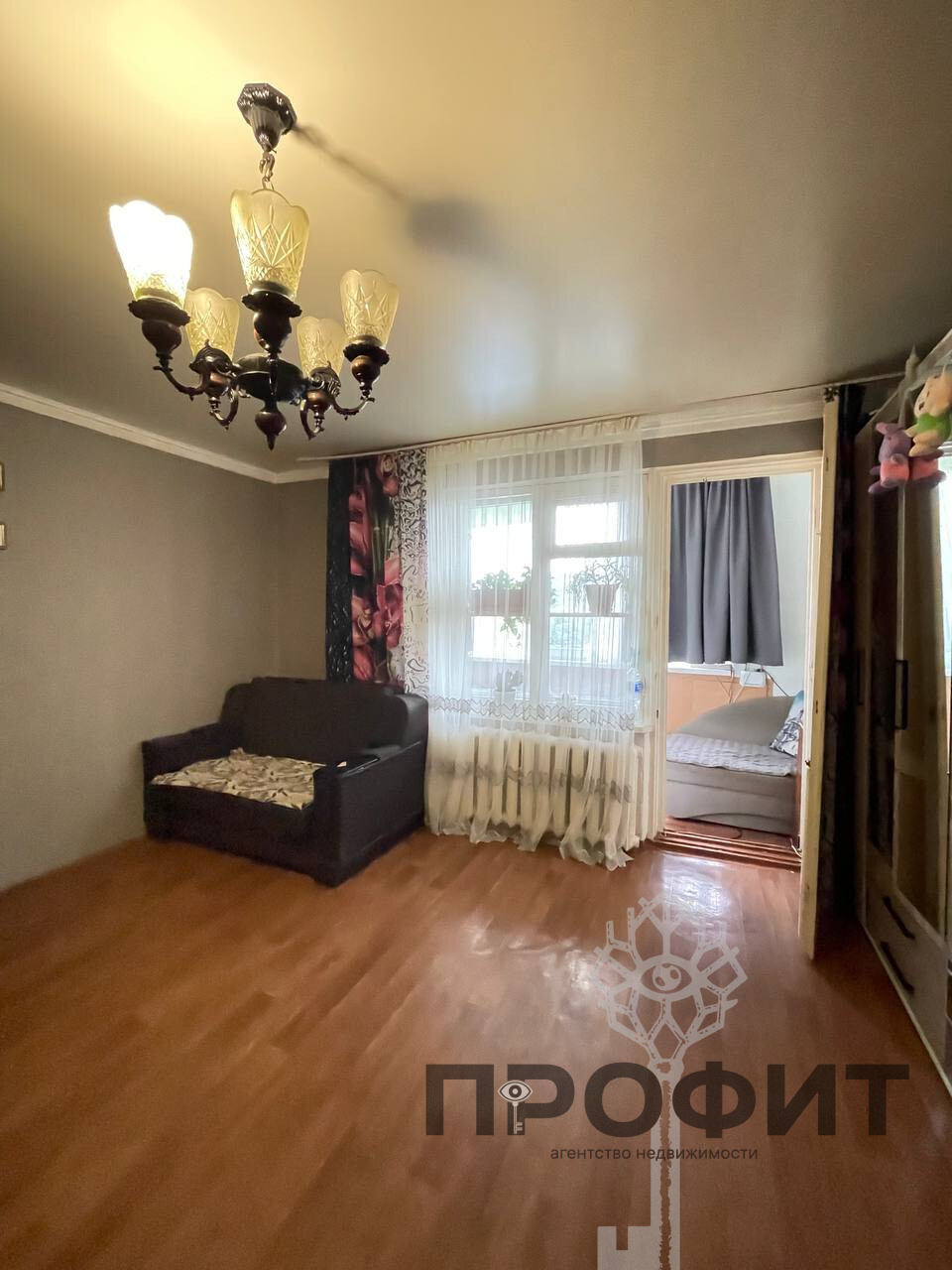 Квартира 37.2 кв. м, Крым республика, город Алушта, улица Судакская