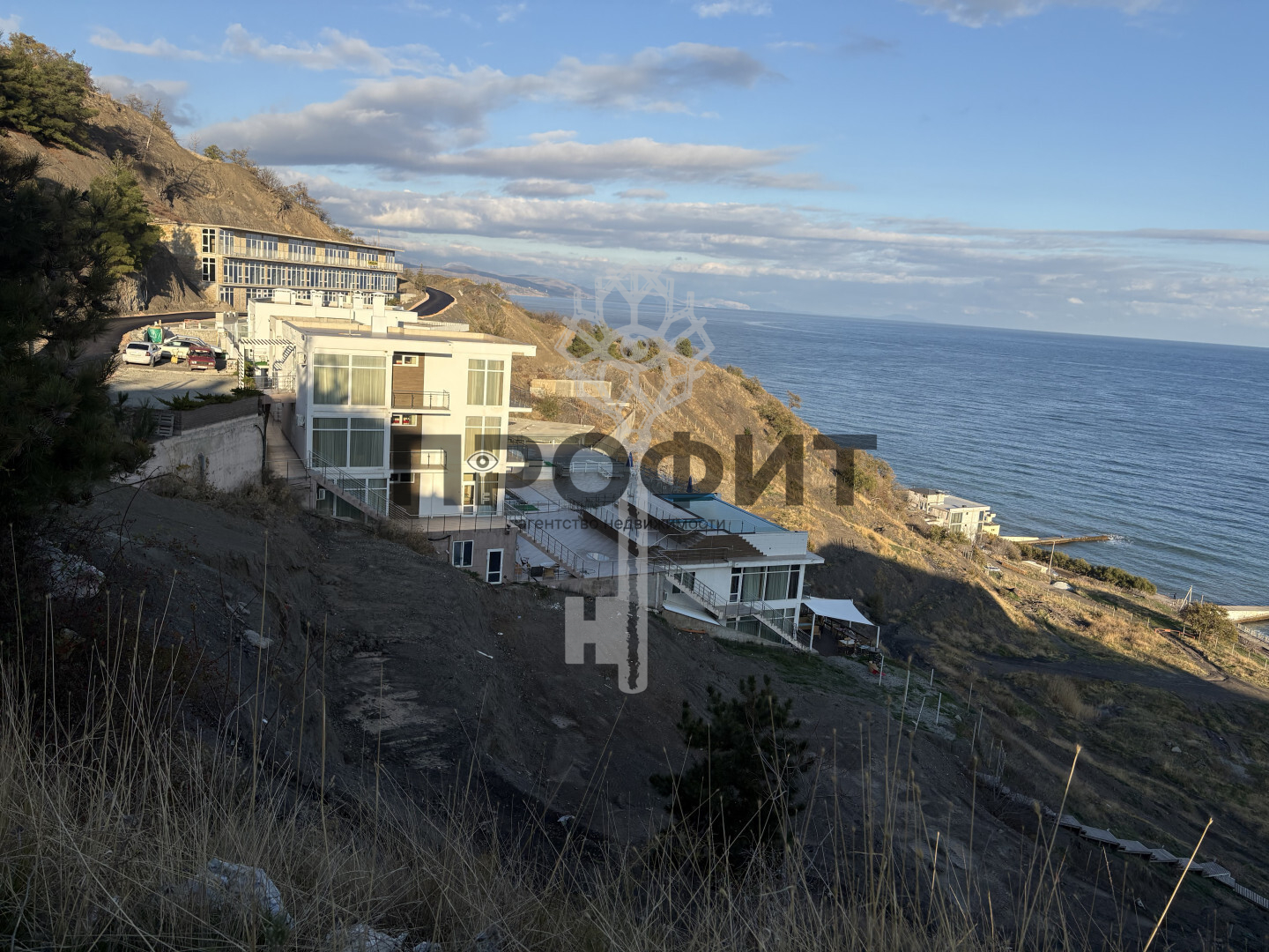 Участок 6 соток, Крым республика, город Алушта, поселок Семидворье, улица 1 Апреля, дом 9
