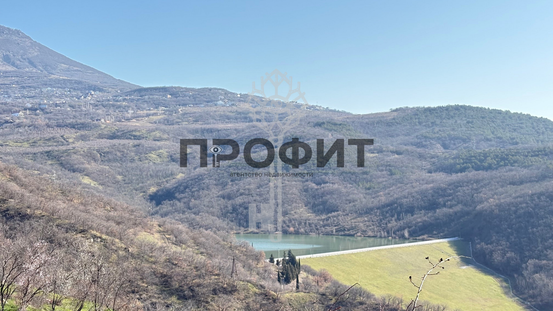 Участок 11 соток, Крым республика, город Алушта, село Верхняя Кутузовка, улица Почтовая, дом 3